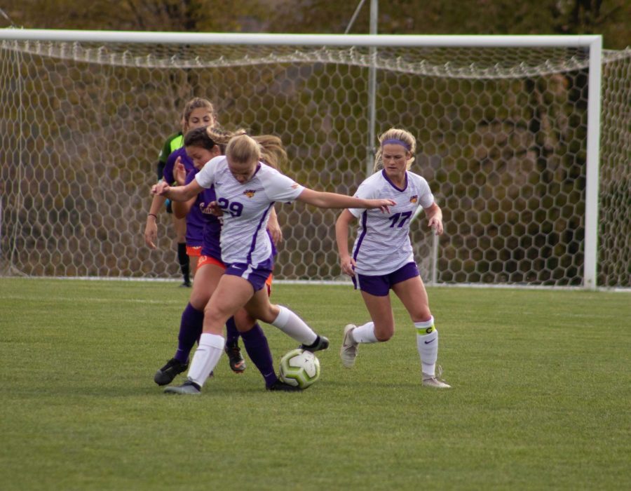 The UNI womens soccer team fell to Western Illinois in overtime on Sunday by a score of 4-3. UNI moves to 1-2-1 on the season and will play their next two matches at home. 