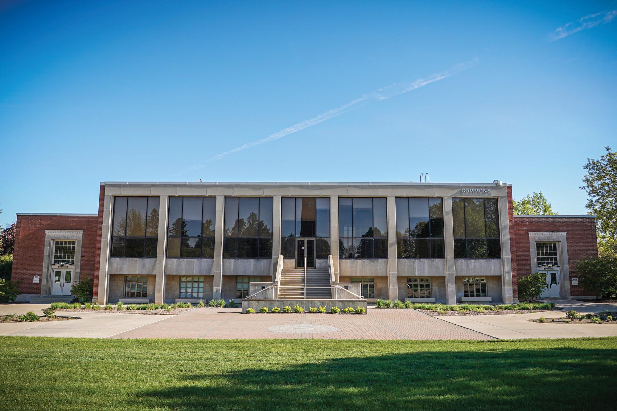 The center will reach beyond campus and serve as a hub of civic education for K-12 educators across the state
of Iowa. The center is looking at the possibility of hosting an annual event for teachers, so they can come to campus and hear speakers, do work-shopping activities and learn more about the best practices in the field in terms of civic engagement.